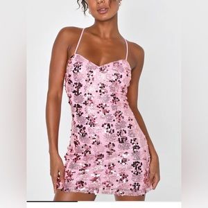 Lulus sparkly pink dress 🌸